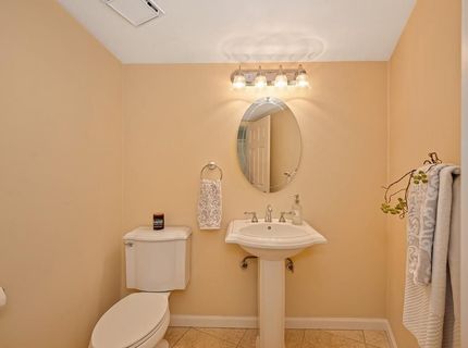 3092 Swallows Nest Dr, Sacramento, CA 95833 Photo
