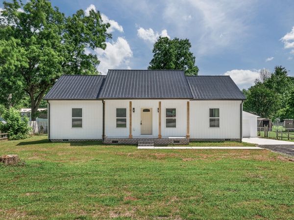 76 Simmons Cir , Fayetteville, TN 37334
