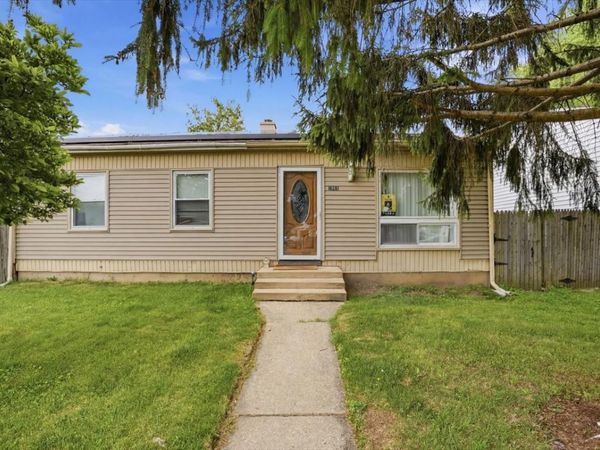 2042 GIDEON Avenue , Zion, IL 60099