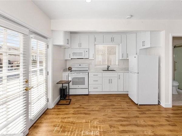 8829 Sylmar , Panorama City, CA 91402
