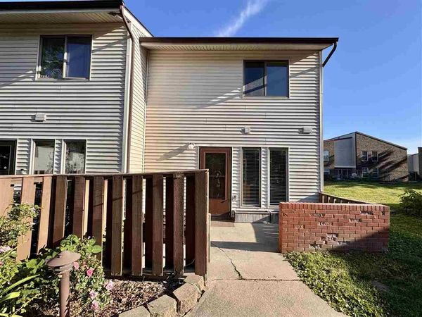 480 Samoa Drive, Iowa City, IA 52246