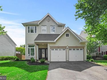26 SHAWNEE TRAIL, BURLINGTON, NJ 08016