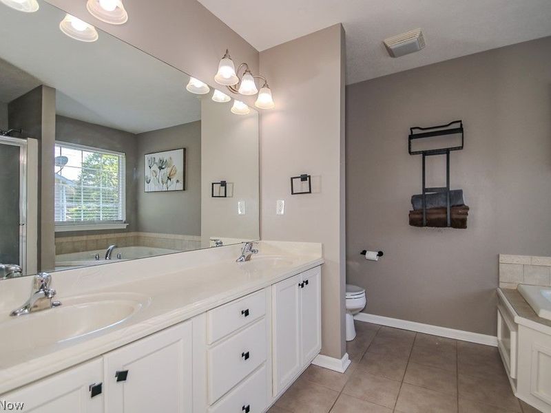975 Outrigger Cove, Painesville Township, OH 44077 Photo 25