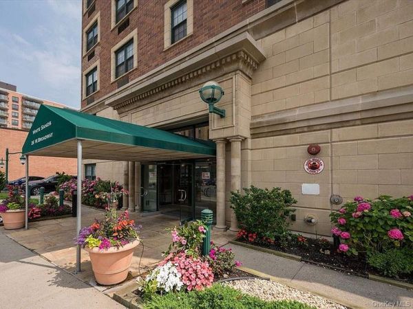 26 W Broadway , Unit 604, Long Beach, NY 11561