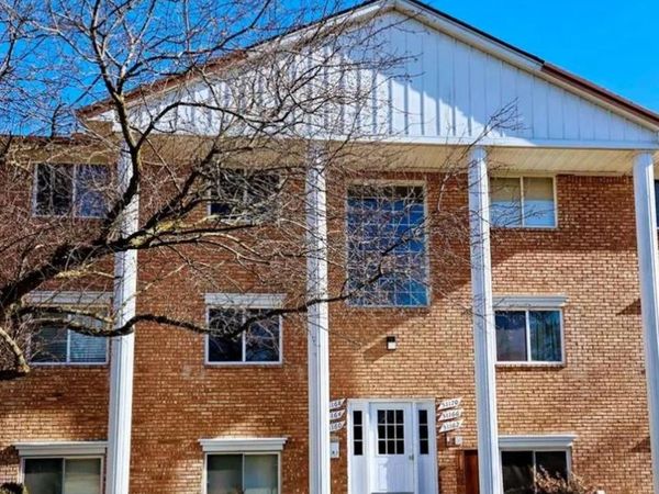 51166 JOHNS Drive, Chesterfield Twp, MI 48047