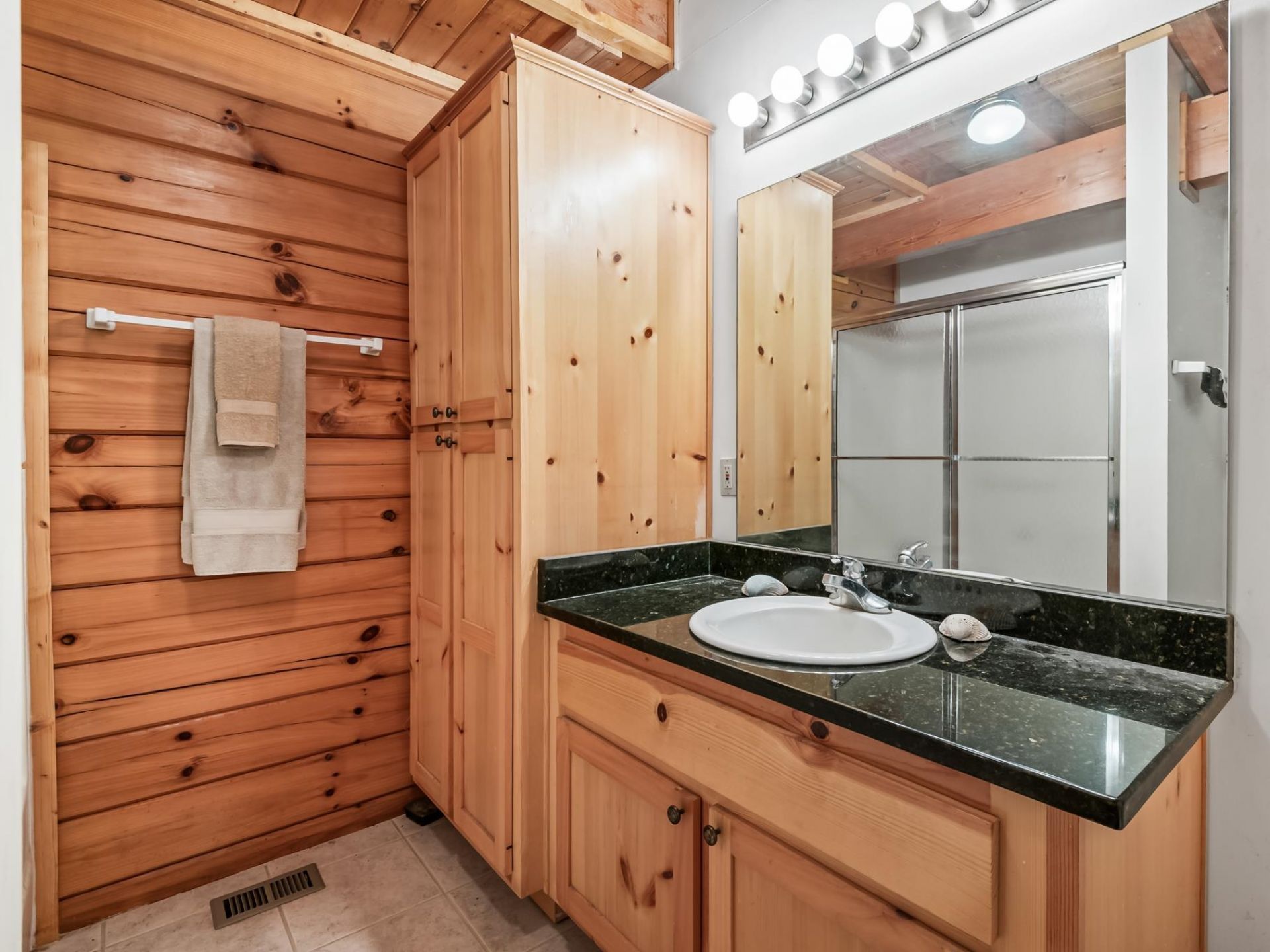 658 Woodlake Road, Sopchoppy, FL 32358 Photo