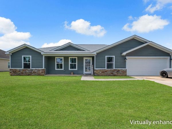 94 Deloris Madison Drive , Midway, FL 32343