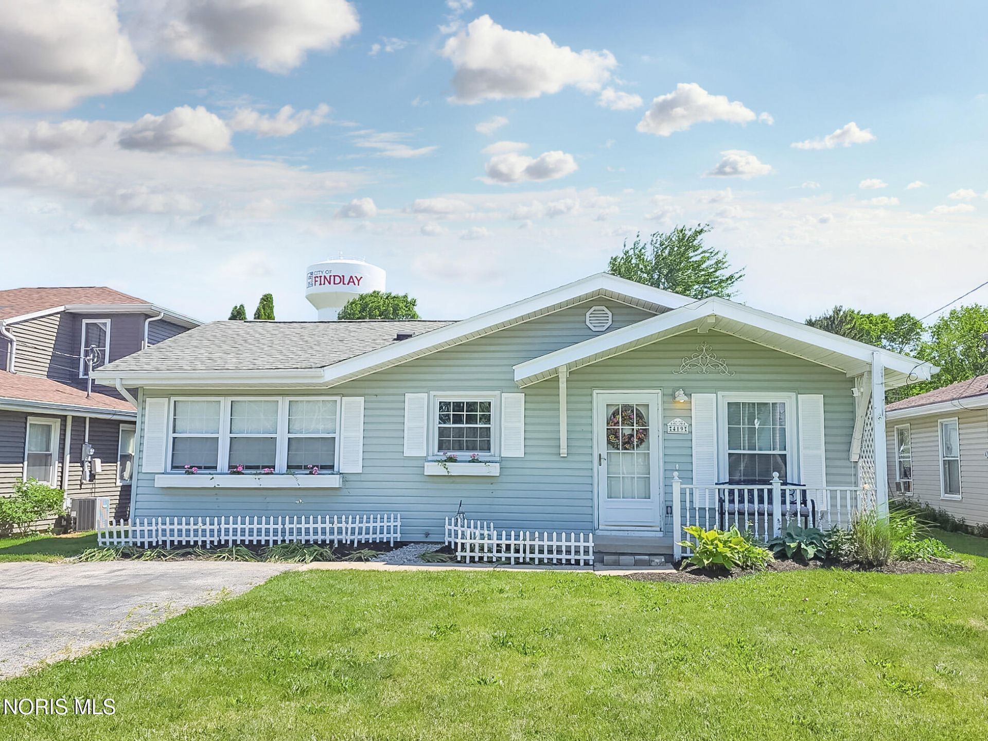 419 E Hobart Avenue , Findlay, OH 45840 Main Photo