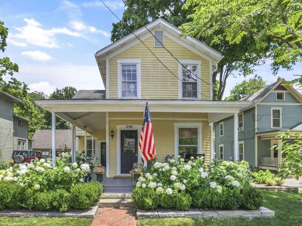 216 S Pearl Street, Granville, OH 43023