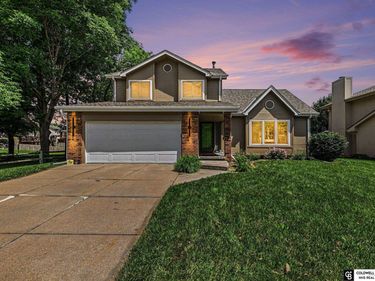 15201 Howe Street, Omaha, NE 68144