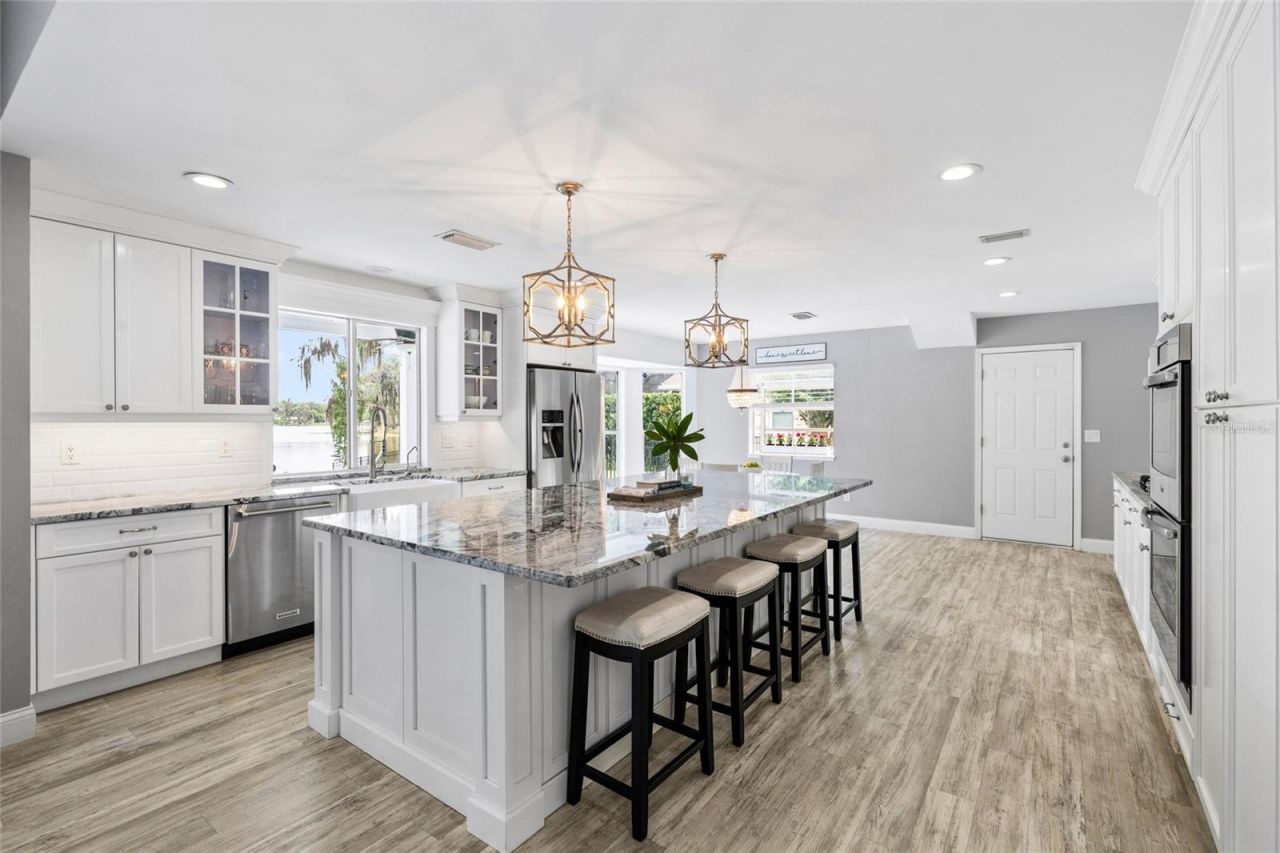 18010 Clear Lake Drive, Lutz, FL 33548 Photo