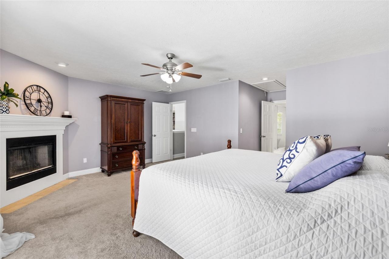 18010 Clear Lake Drive, Lutz, FL 33548 Photo