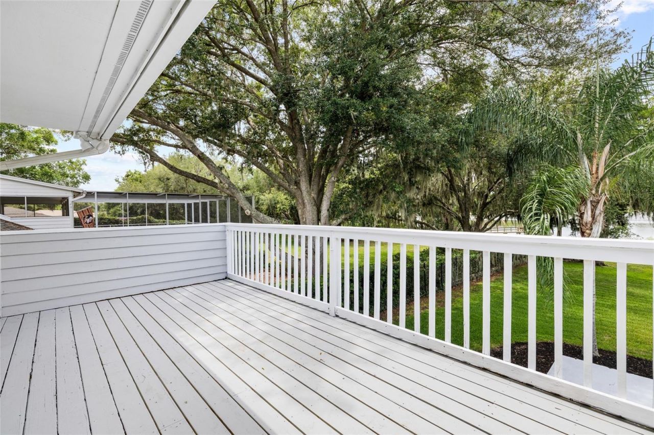 18010 Clear Lake Drive, Lutz, FL 33548 Photo