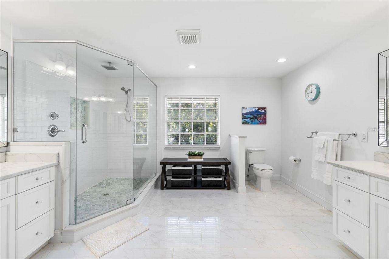 18010 Clear Lake Drive, Lutz, FL 33548 Photo