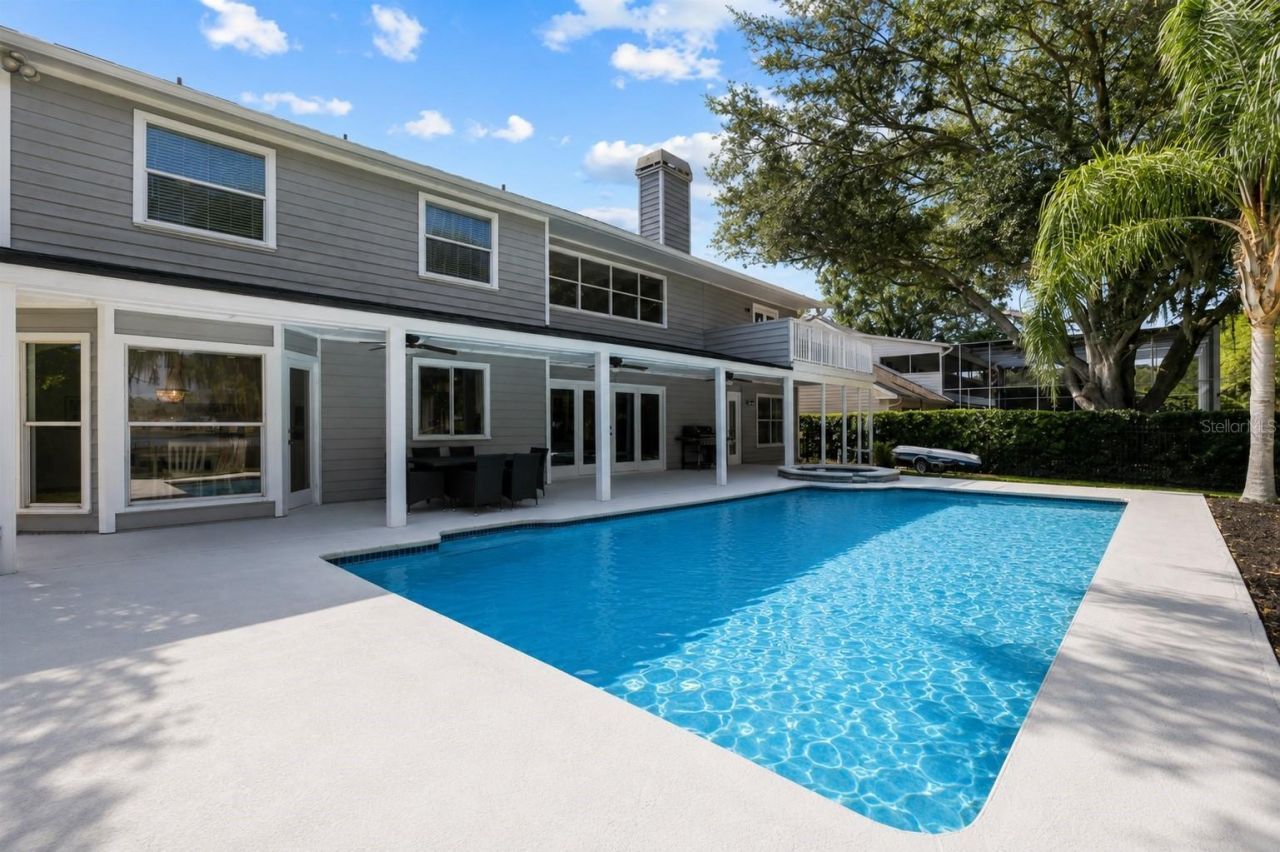 18010 Clear Lake Drive, Lutz, FL 33548 Photo