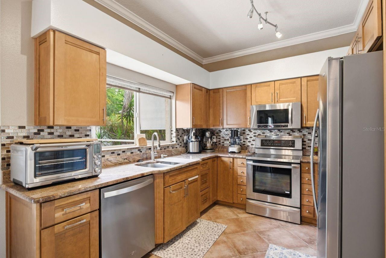 384 Wingate Circle , Oldsmar, FL 34677 Photo