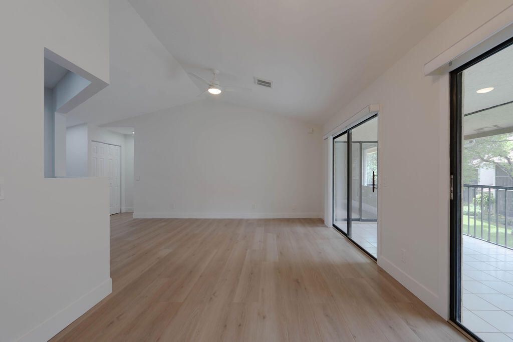 5710 Coach House Circle, Unit G, Boca Raton, FL 33486 Photo