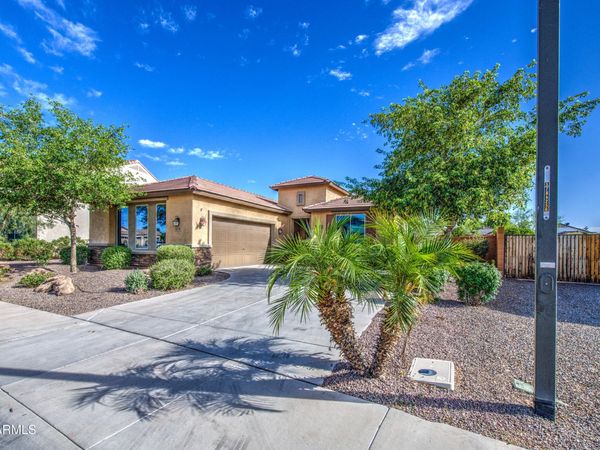 26119 W WAHALLA Lane, Buckeye, AZ 85396