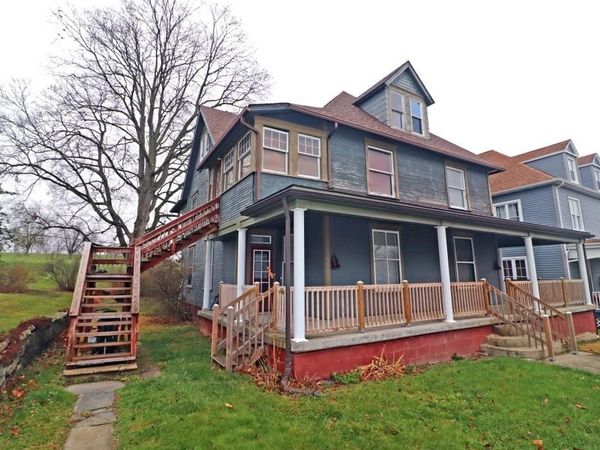 504 Arthur Ave , Scottdale, PA 15683