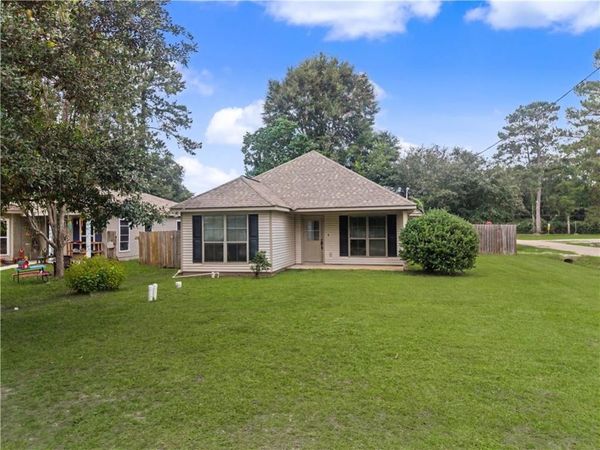 133 SCOTT Street , Madisonville, LA 70447