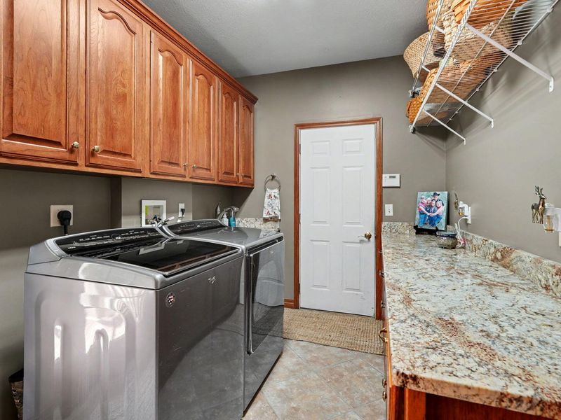 5090 Ross Road, Tipp City, OH 45371 Photo 24