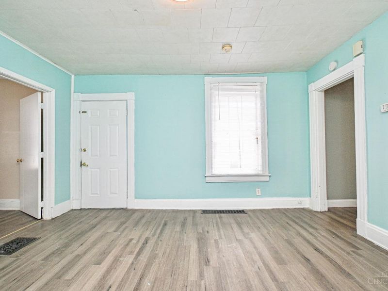 303 Walnut Street, Elmwood Place, OH 45216 Photo 10