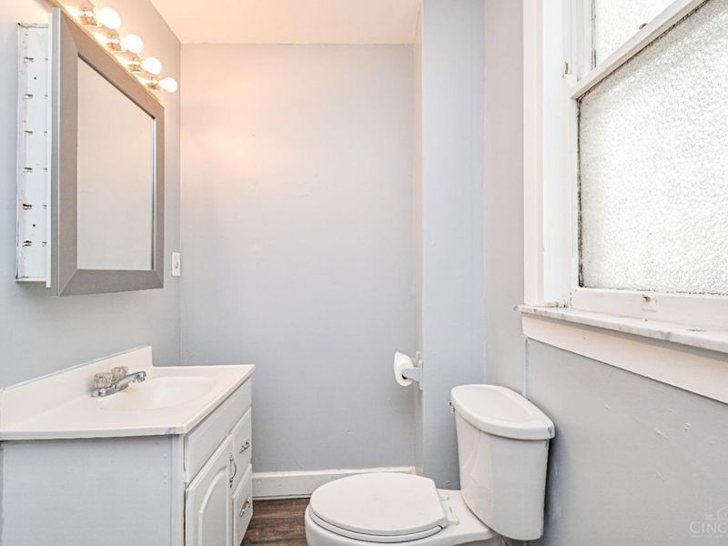 303 Walnut Street, Elmwood Place, OH 45216 Photo 18
