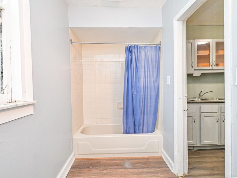 303 Walnut Street, Elmwood Place, OH 45216 Photo 19