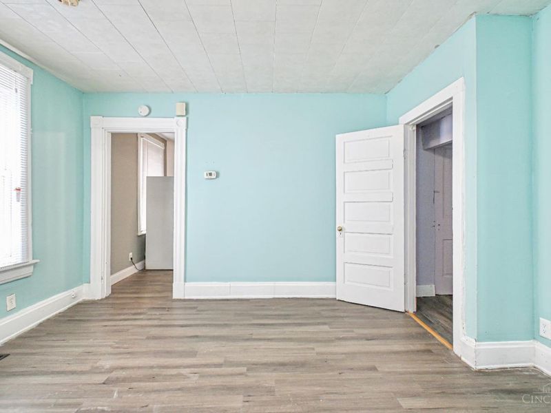 303 Walnut Street, Elmwood Place, OH 45216 Photo 9