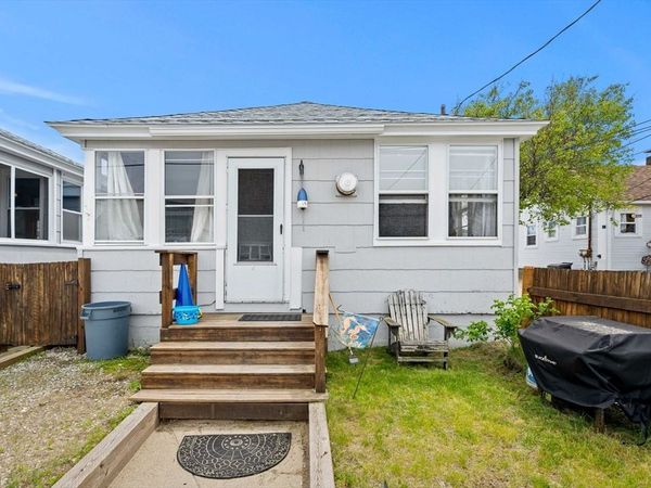14 Vermont, Unit A, Salisbury, MA 01952