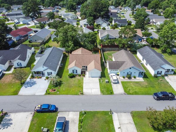 1004 Autumn Dr. , Murrells Inlet, SC 29576