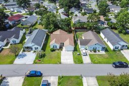1004 Autumn Dr.  photo 4