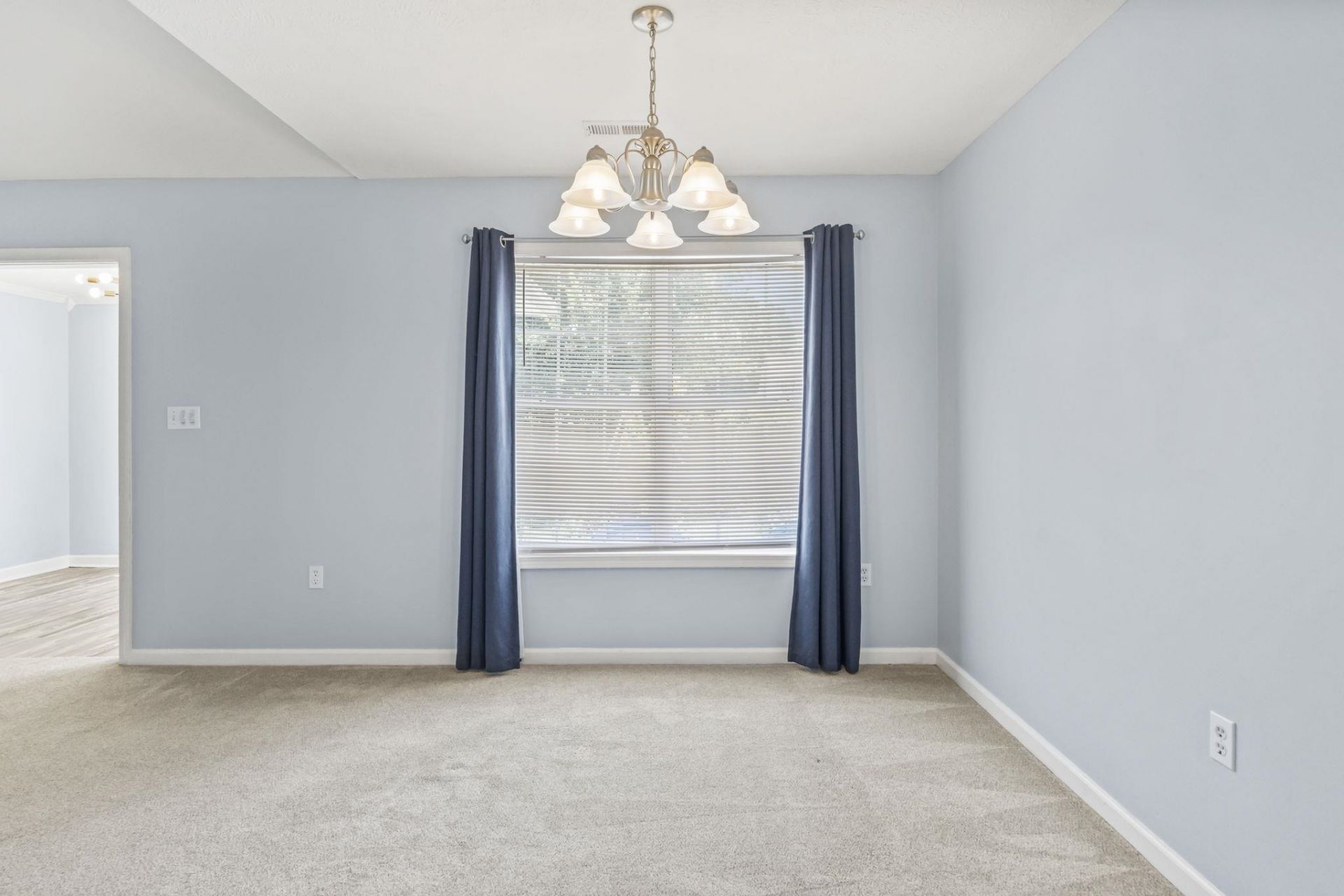 1004 Autumn Dr. Photo 26
