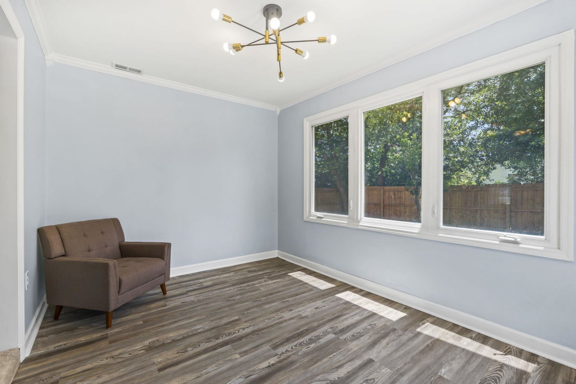 1004 Autumn Dr. Photo 9