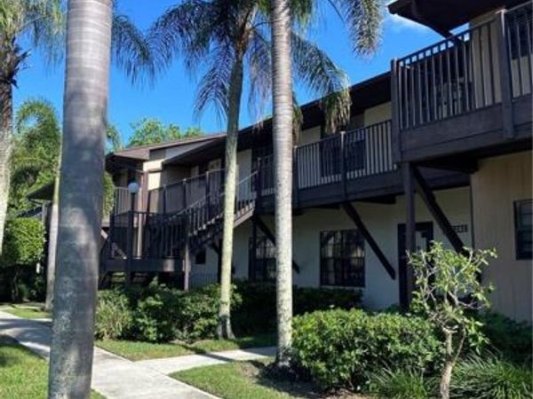 5294 Treetops DR, Unit I-203, NAPLES, FL 34113