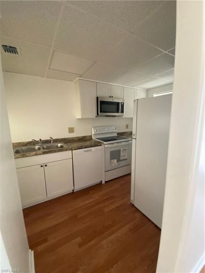 5294 Treetops Dr, Unit I-203, Naples, FL 34113 Photo