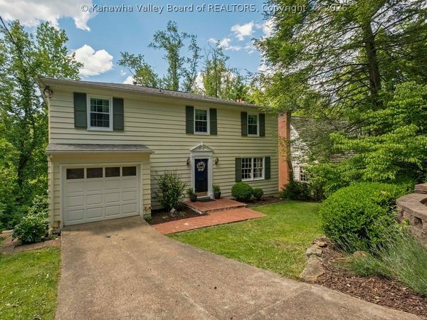 1410 Somerlayton Road, Charleston, WV 25314