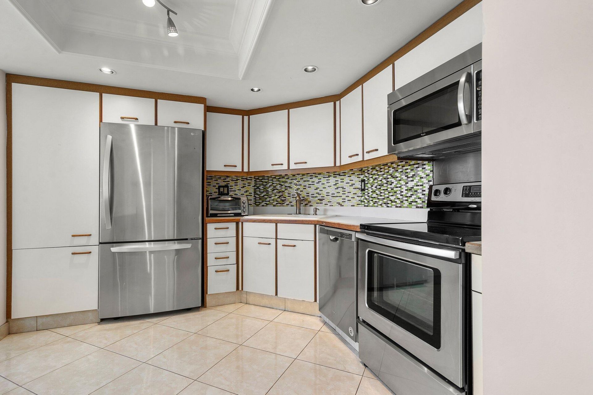 5080 N Ocean Drive, Unit 6c, Singer Island, FL 33404 Photo