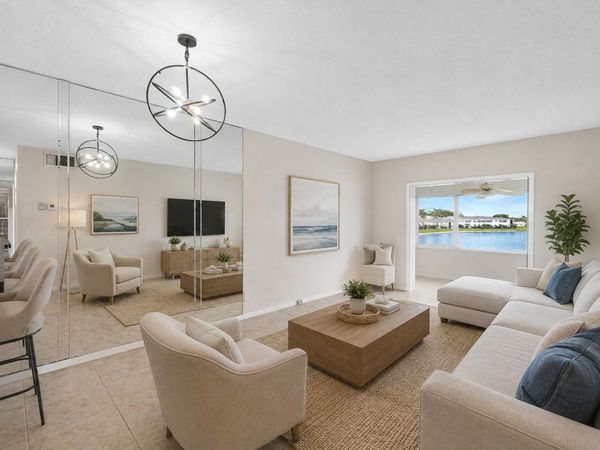 1116 Lake Terrace, Unit 207, Boynton Beach, FL 33426