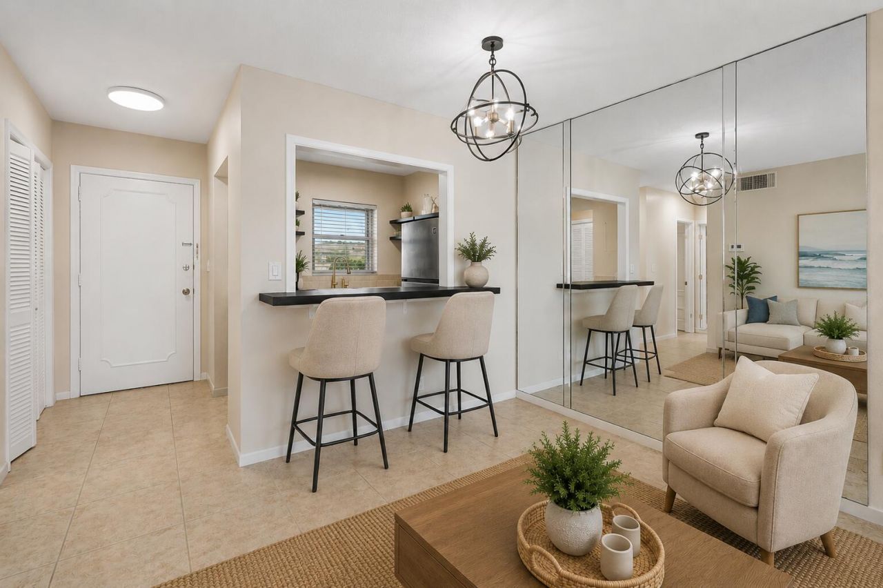 1116 Lake Terrace, Unit 207, Boynton Beach, FL 33426 Photo