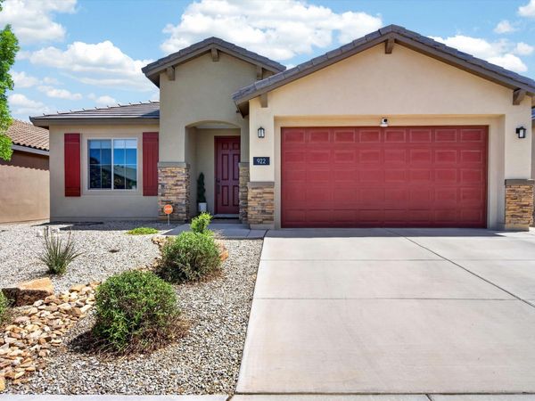 922 Turquesa Loop SE, Rio Rancho, NM 87124