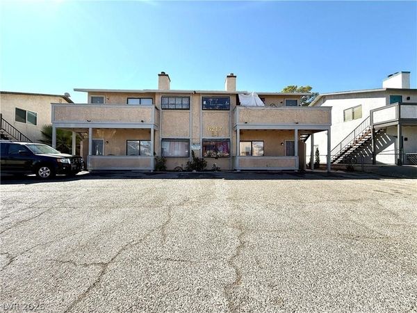 6217 Yerba Lane , Unit A, Las Vegas, NV 89108