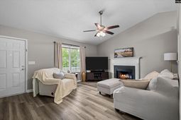 245 Jessica Drive  photo 4