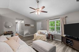 245 Jessica Drive  photo 4
