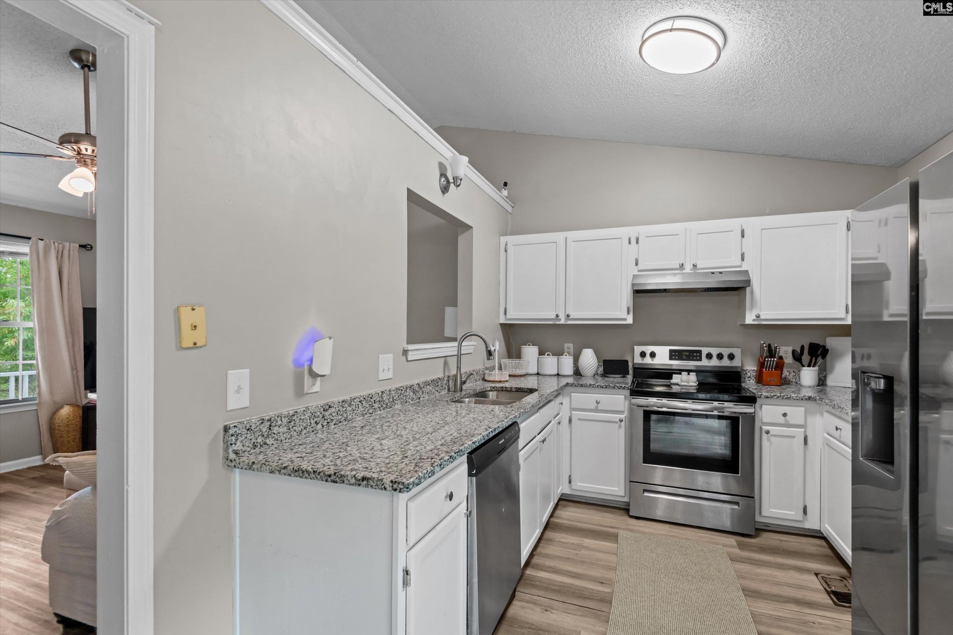 245 Jessica Drive  Photo 6