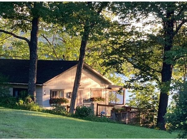 613 Stony Point Road, Benson, VT 05743
