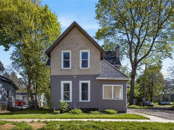 28 Upton Place, Rochester, NY 14612
