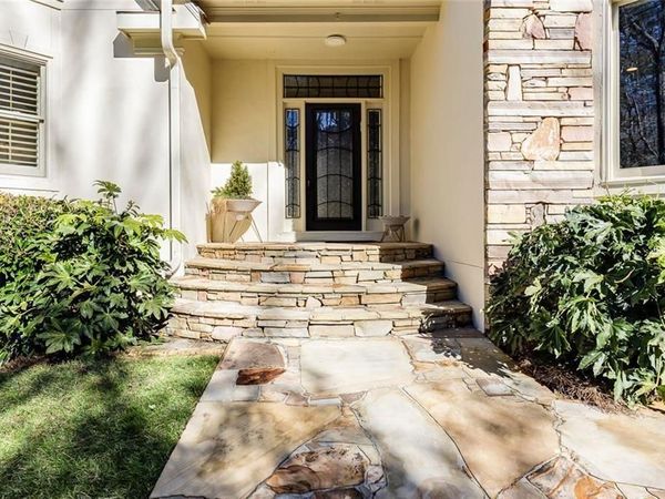 325 Riverhall Court , Sandy Springs, GA 30350