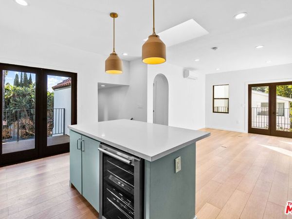 8587 1/2 Rugby Drive , West Hollywood, CA 90069