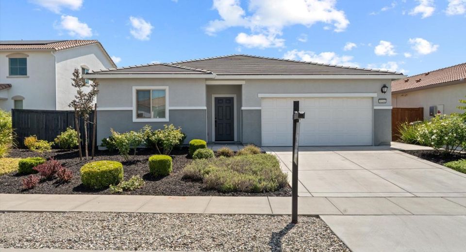 9104 Osterville Dr, Roseville, CA 95747 Photo
